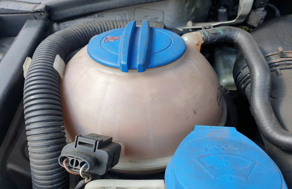 Audi A3 TDI E Expansion tank